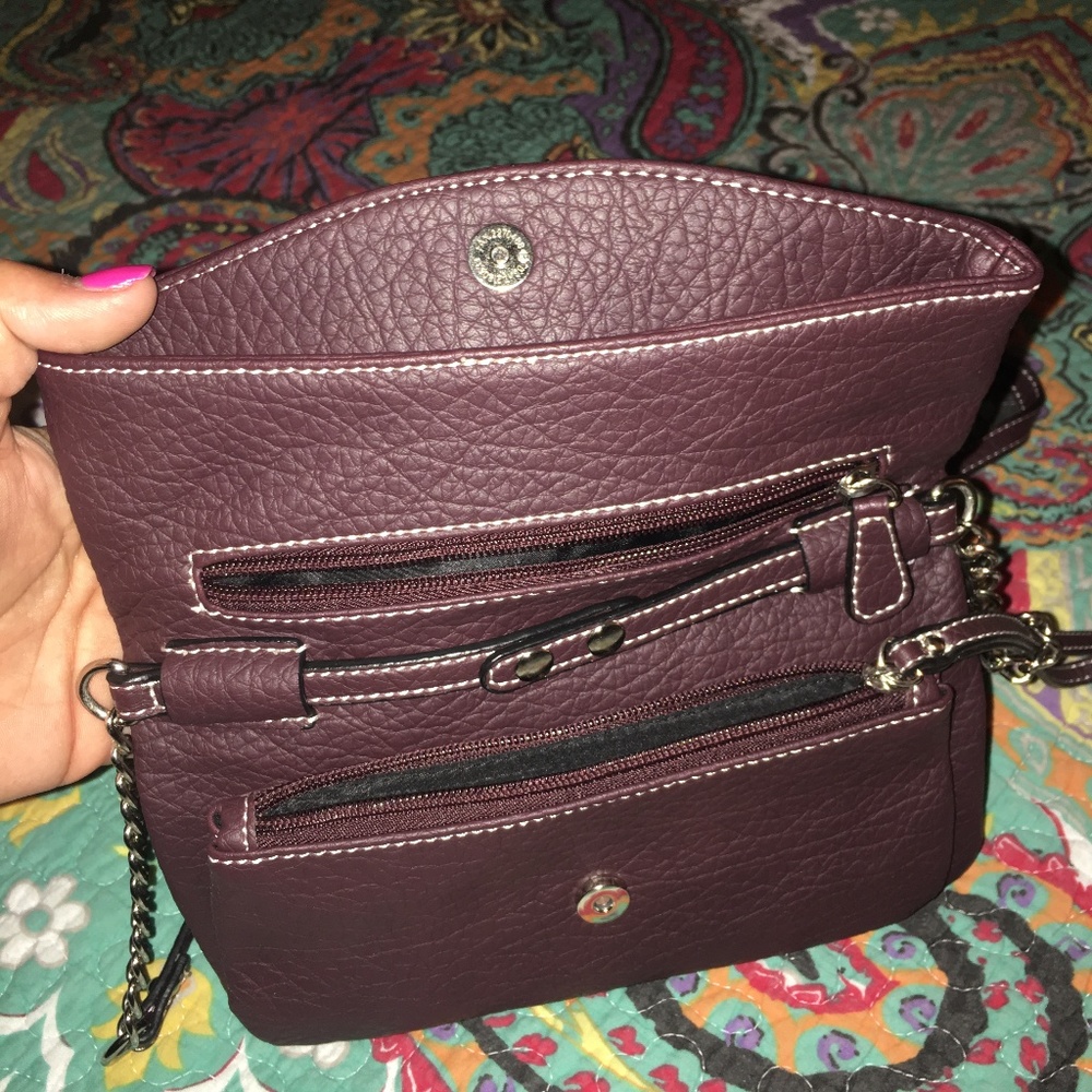 Nine West Cross body Purse - Picture 5 of 7
